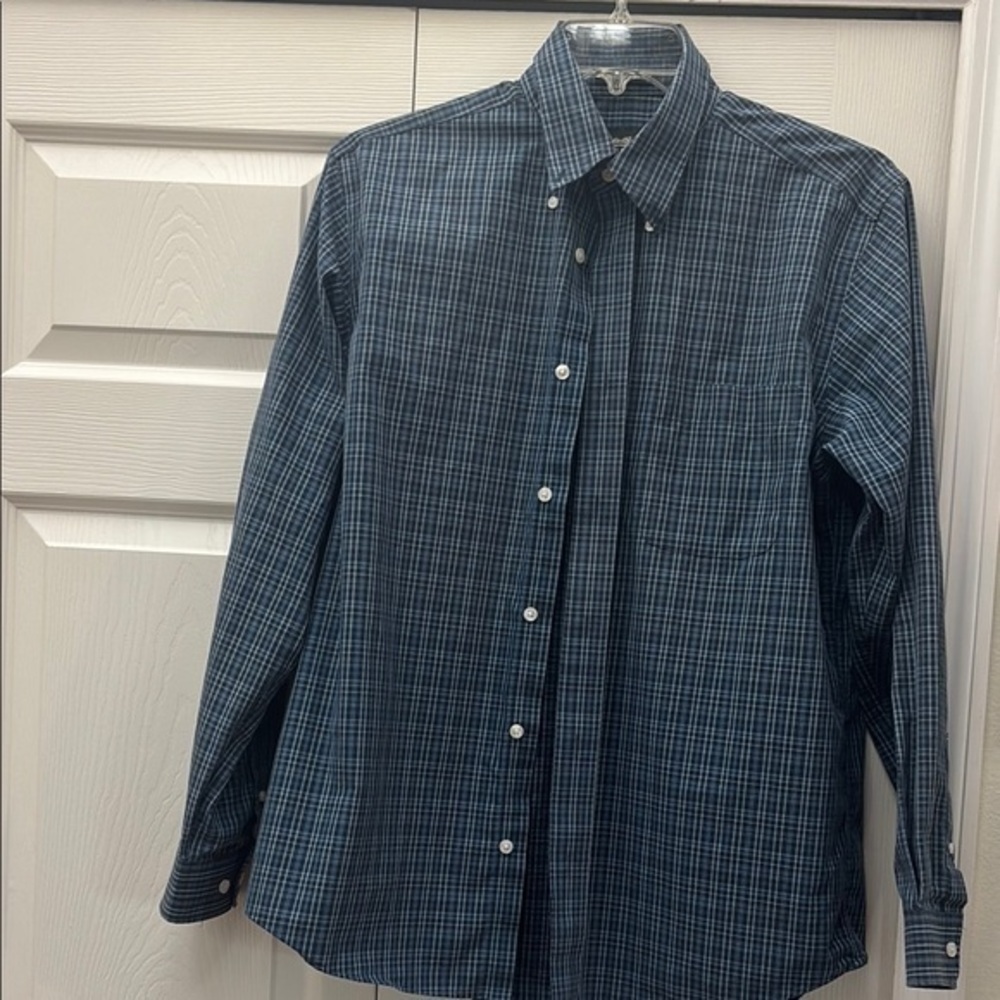 ❤️3 for $15!❤️ Eddie Bauer Blue Plaid Casual Button Down Shirt